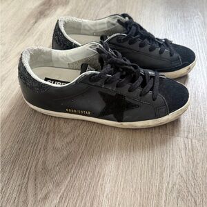 Like NEW Golden Goose Black Star Low-Top Sneakers
